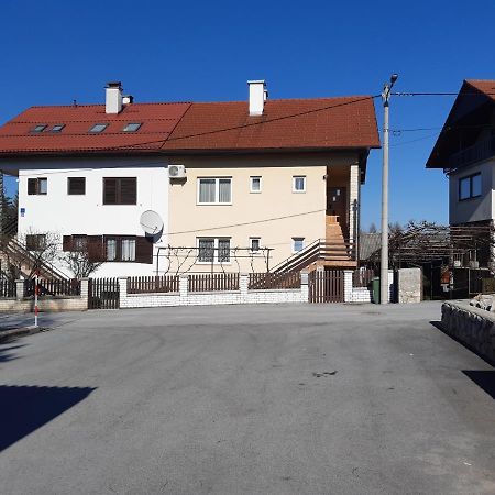 Apartman Helena Слуни Экстерьер фото
