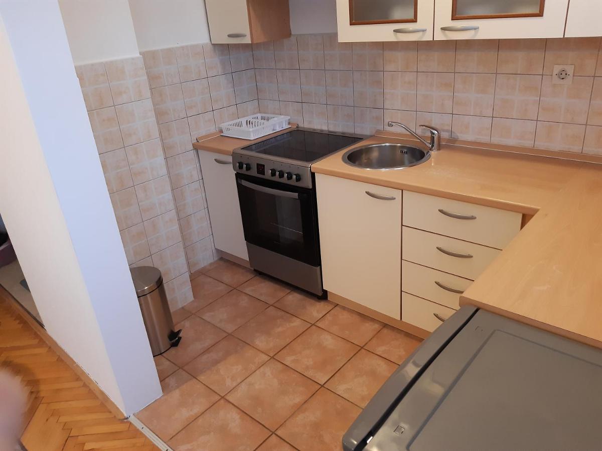 Apartman Helena Слуни Экстерьер фото
